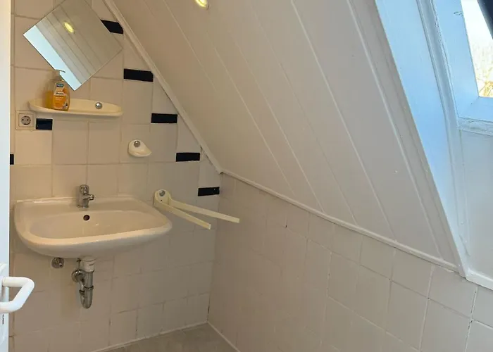 Privates Gemeinschaftsbad Keine Küchen Apartment *